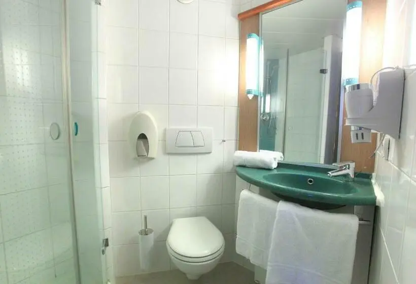 Standard Værelse, Brit Hotel Calais