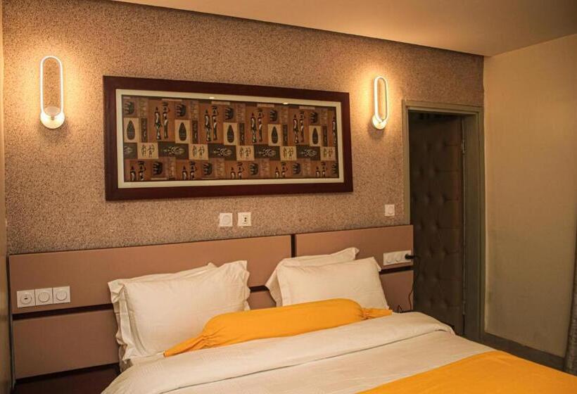 سوییت با چشمانداز دریا, Enotel Beach