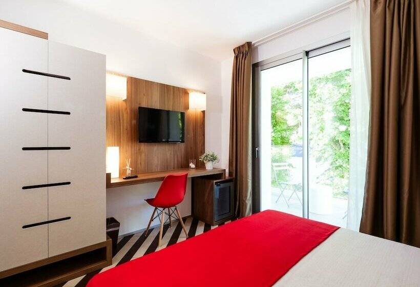 コンフォートルーム, Dan