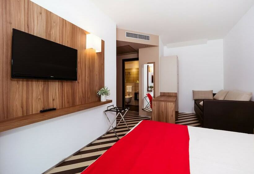 コンフォートルーム, Dan