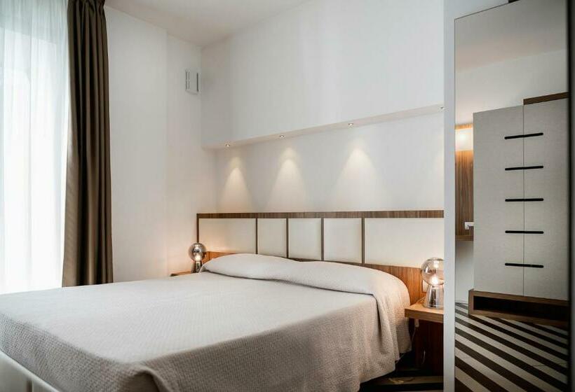 コンフォートルーム, Dan