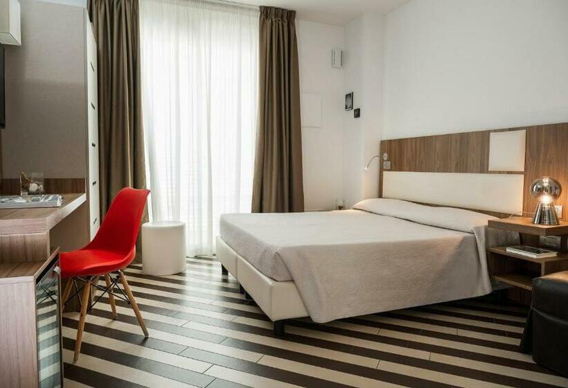 コンフォートルーム, Dan