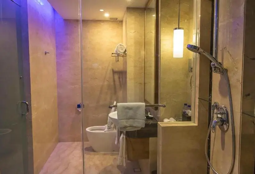 オーシャンビューのプレミアムルーム。, Four Points By Sheraton Manado