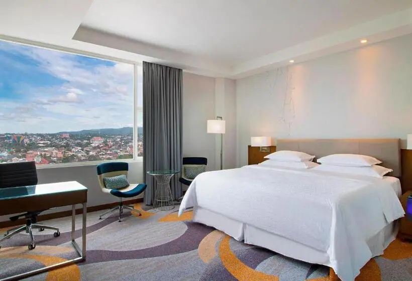 デラックススイート, Four Points By Sheraton Manado