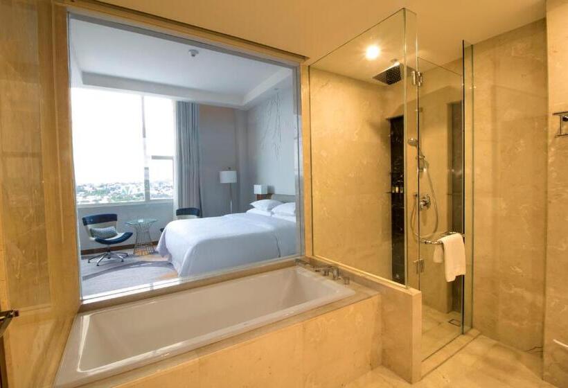 Suite Deluxe, Four Points By Sheraton Manado