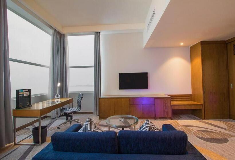 바다 전망 스위트, Four Points By Sheraton Manado