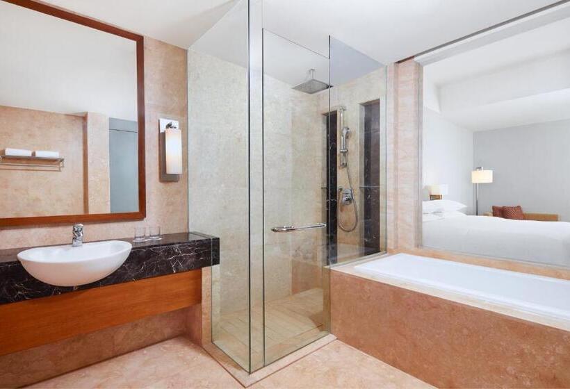 Suite Widok Morze, Four Points By Sheraton Manado