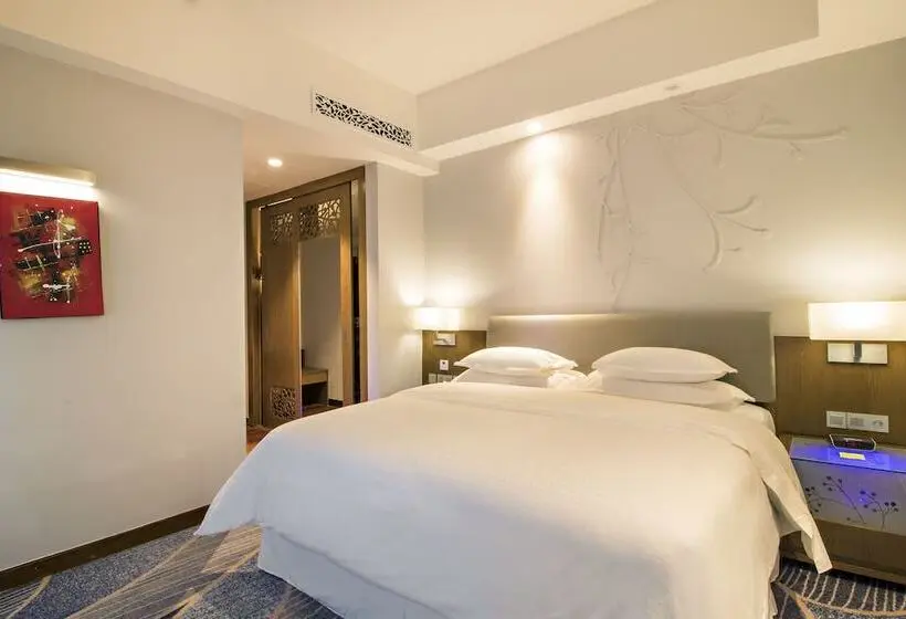 海の見えるプレミアムスイート, Four Points By Sheraton Manado