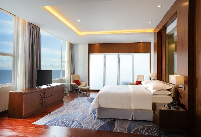 Suite Prezydencki, Four Points By Sheraton Manado