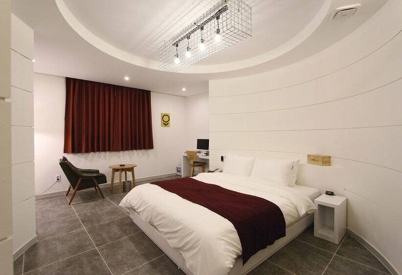اتاق لوکس, Brown Dot Hotel Daegu Hyukshin Doshi