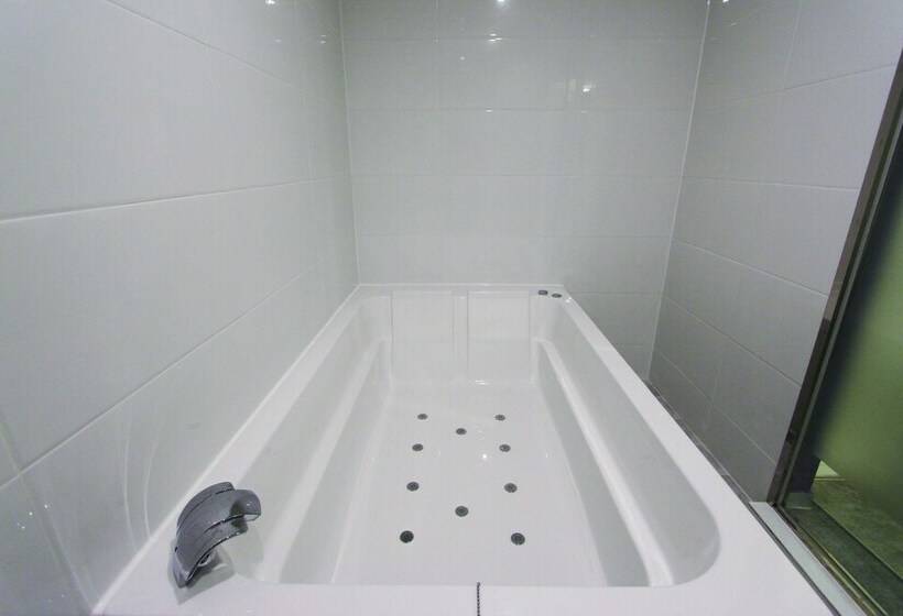 اتاق لوکس, Brown Dot Hotel Daegu Hyukshin Doshi