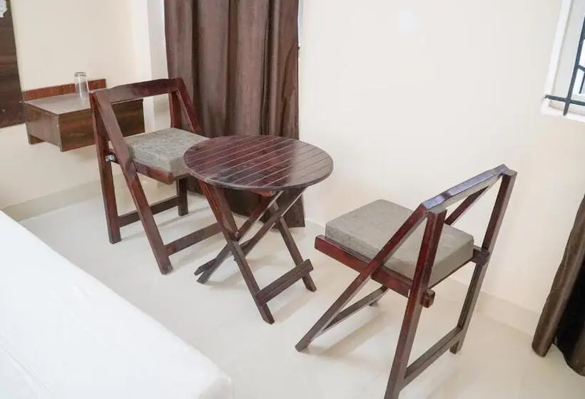 Chambre Deluxe, Jothi