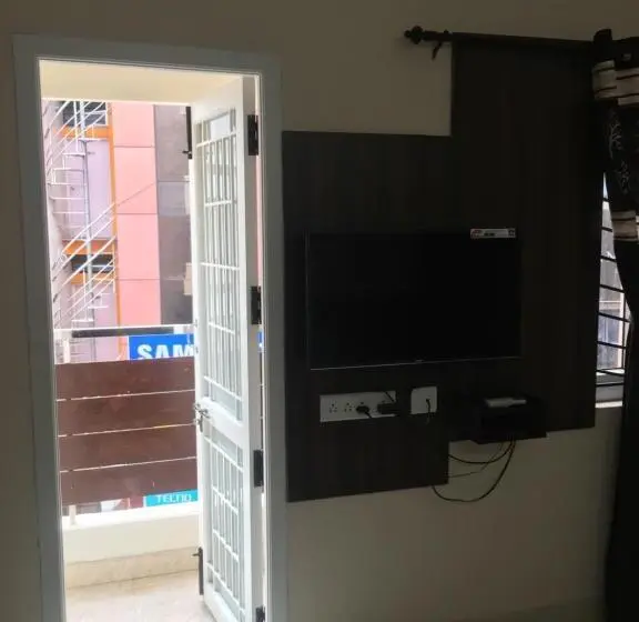 Chambre Supérieure Lit King Size, Jothi