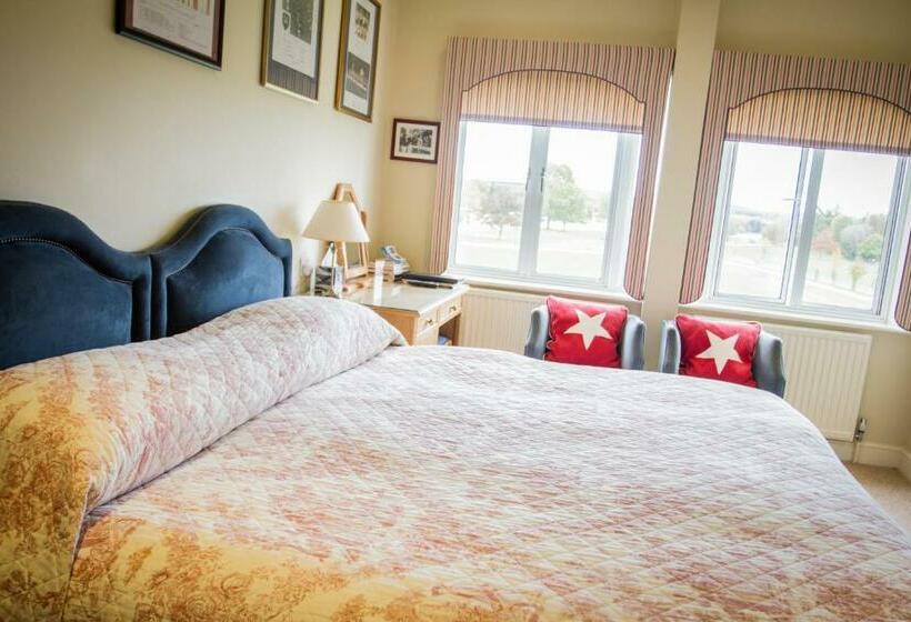 غرفة سوبيريور سرير كينج, Leander Club