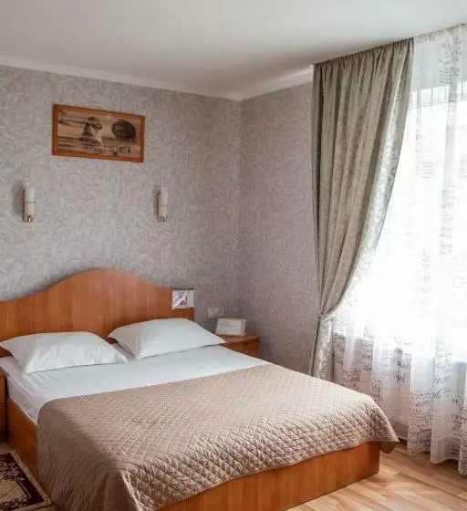 Standard-huone, Maria