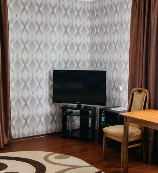 주니어 스위트 발코니, Maria