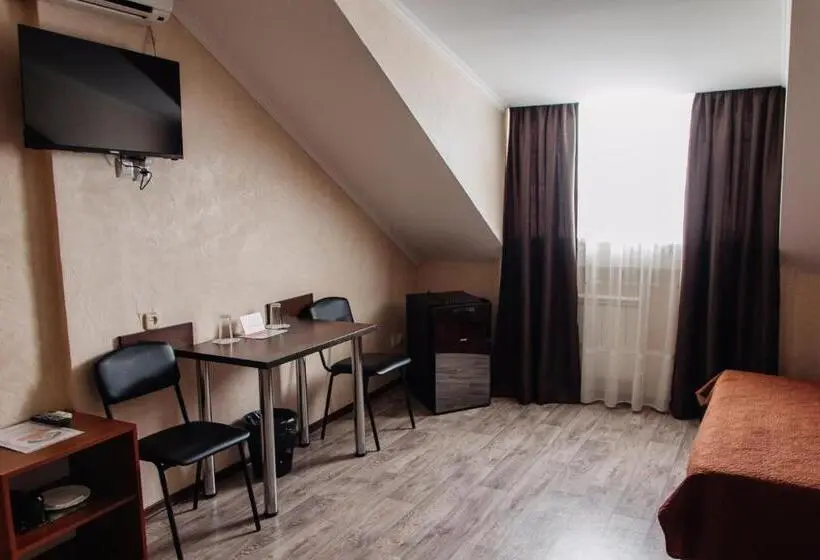 Standard-huone, Maria