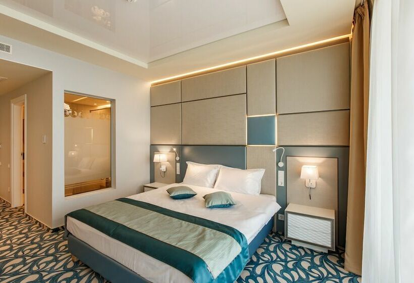 オーシャンビューデラックスルーム, Opera