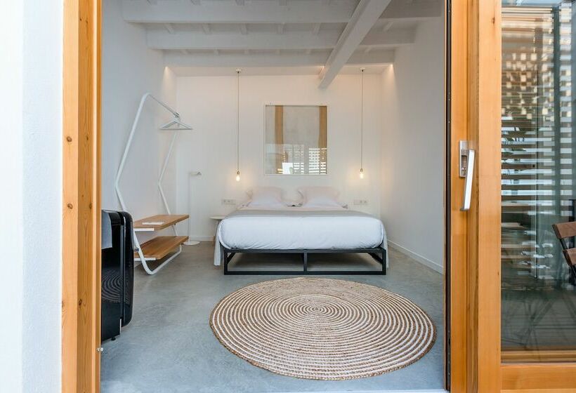 スタンダードルーム, Sodium Boutique