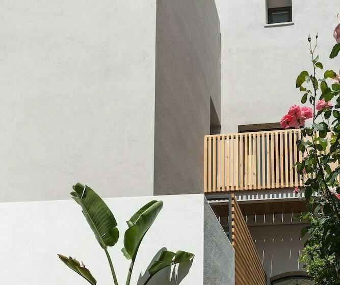 スタンダードルーム, Sodium Boutique