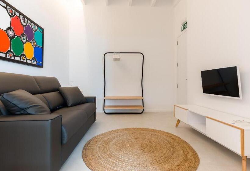 スイート, Sodium Boutique