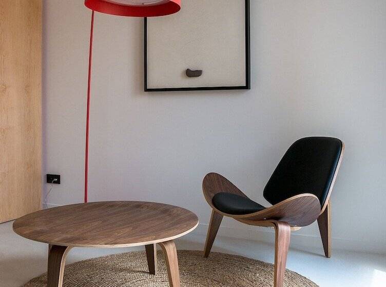 スイート, Sodium Boutique