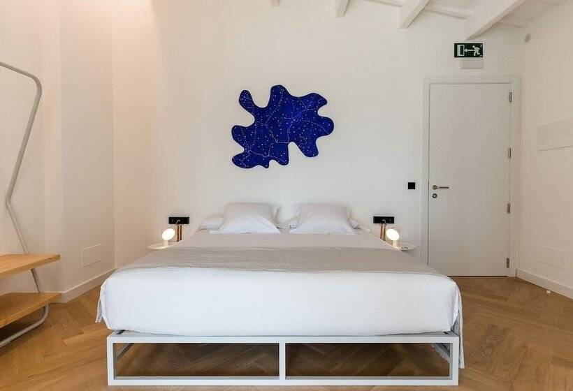 スイート, Sodium Boutique