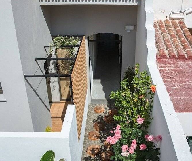 スタンダードルーム, Sodium Boutique