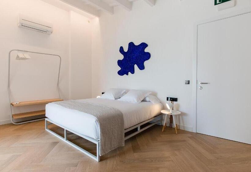 スイート, Sodium Boutique