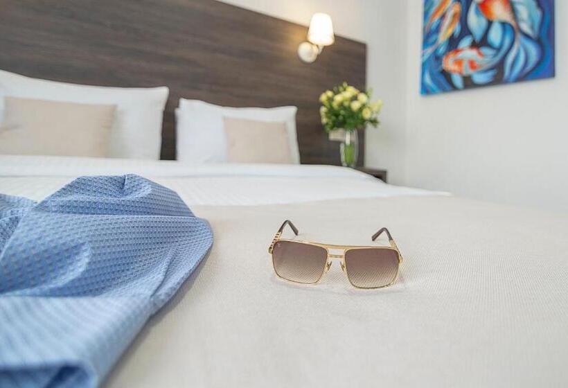 سوییت جونیور, Spa Hotel Galera