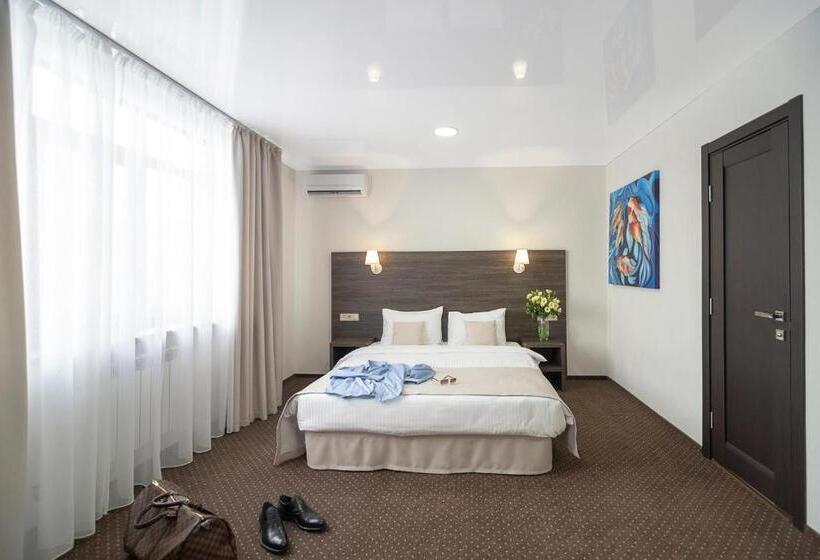 سوییت جونیور, Spa Hotel Galera