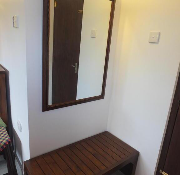 스탠다드 테라스 룸, Emildale Villa