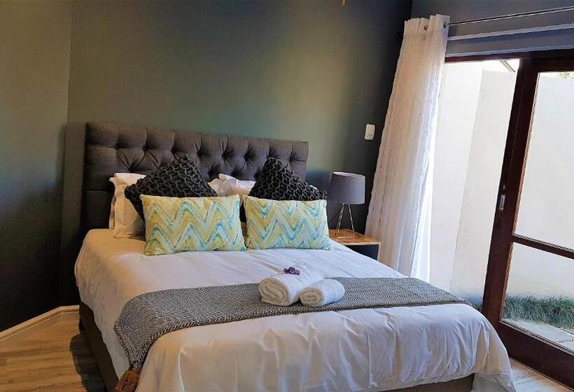 ガーデンビュースタンダードルーム, Riverview Guesthouse East London
