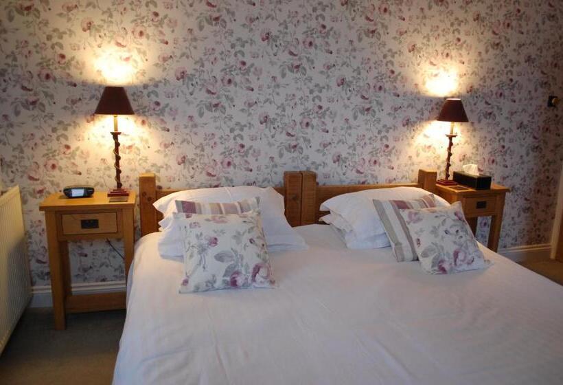 اتاق استاندارد, Sheriff Lodge