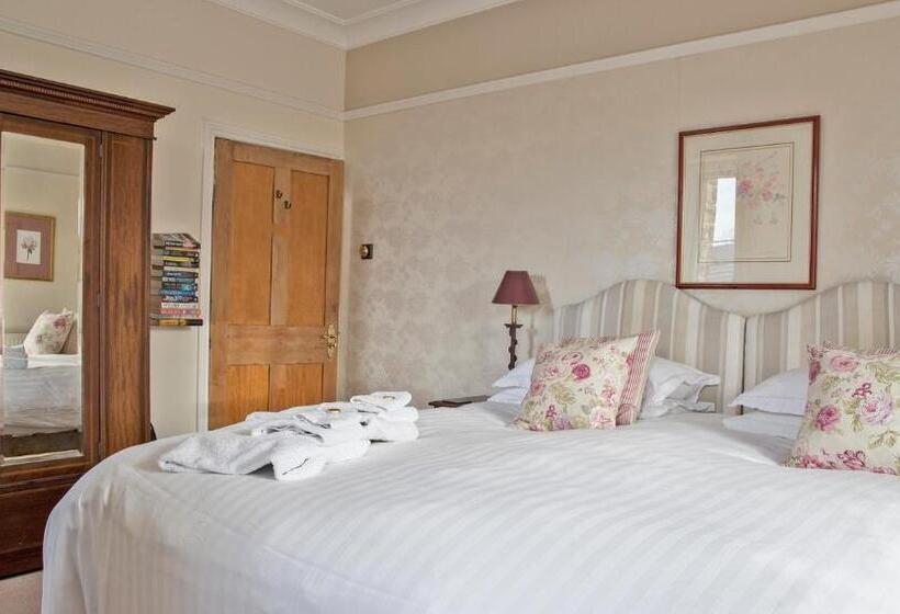 اتاق لوکس, Sheriff Lodge