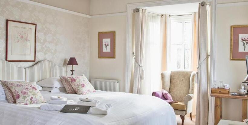 اتاق لوکس, Sheriff Lodge