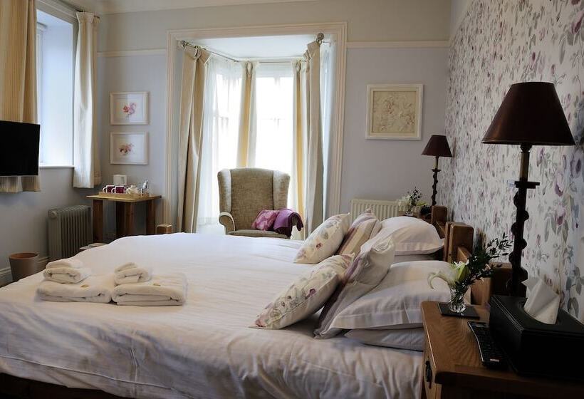 اتاق استاندارد, Sheriff Lodge