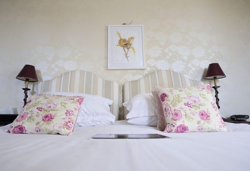 اتاق استاندارد, Sheriff Lodge