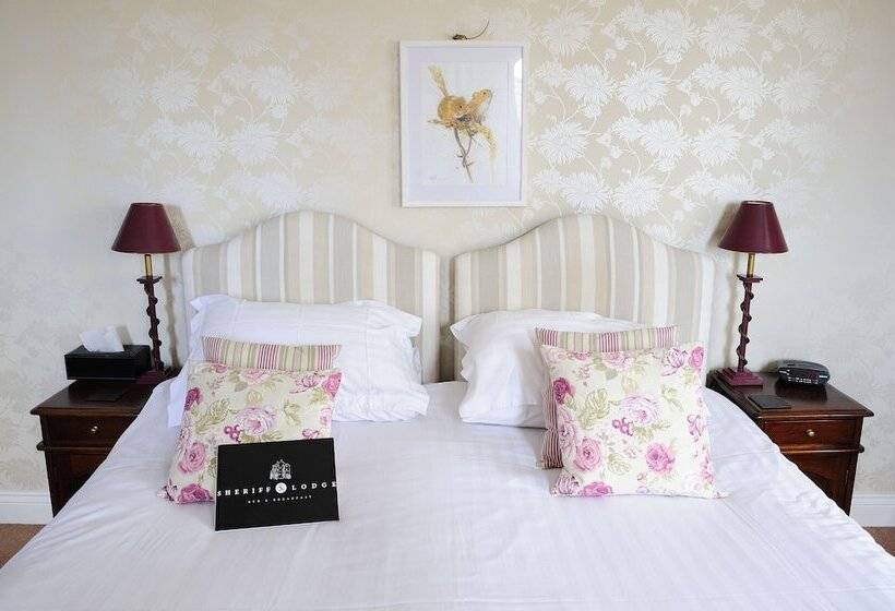 اتاق استاندارد, Sheriff Lodge