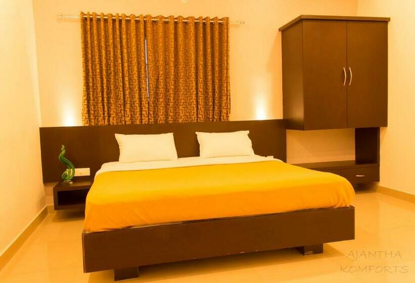 デラックスルーム, Ajantha Komforts, Bengaluru
