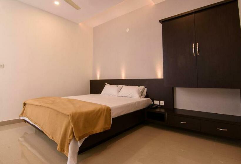 デラックスルーム, Ajantha Komforts, Bengaluru