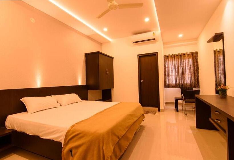 デラックスルーム, Ajantha Komforts, Bengaluru