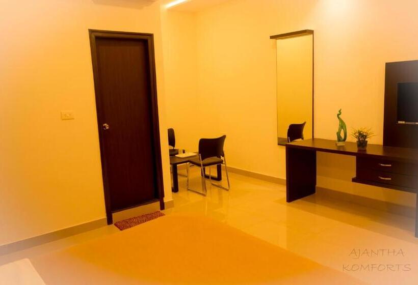 デラックスルーム, Ajantha Komforts, Bengaluru