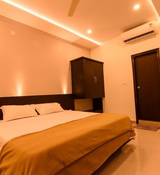 デラックスルーム, Ajantha Komforts, Bengaluru