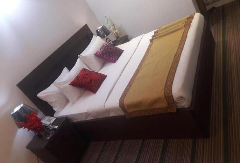 اتاق اکونومی یک تخته, Bnb