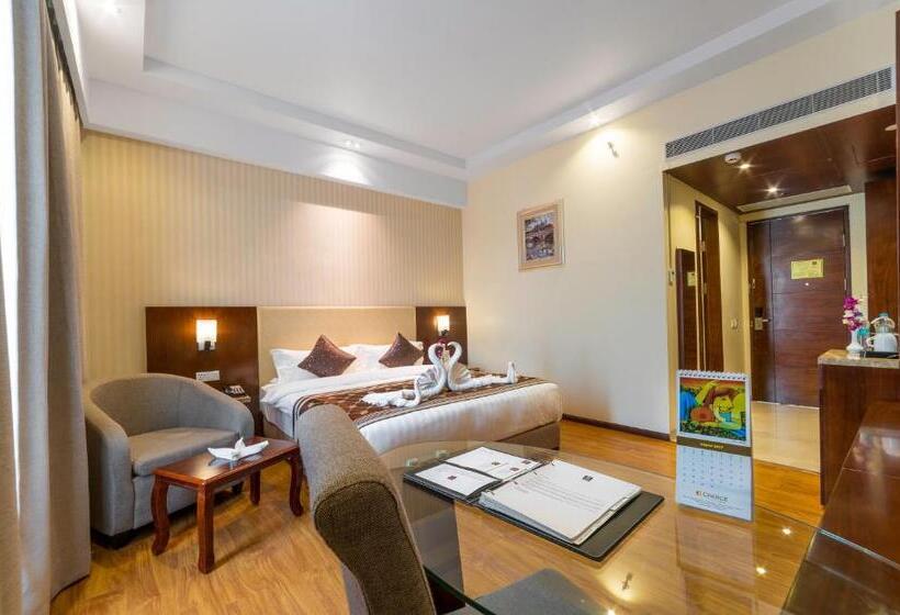 スーペリアールーム, Clarion Inn Jaipur