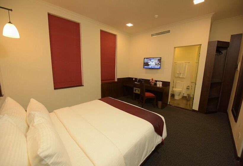 غرفة قياسية, Nippon Colombo