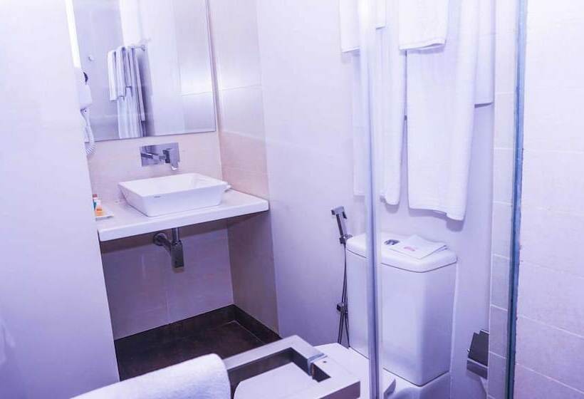 غرفة قياسية, Nippon Colombo