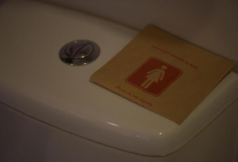 غرفة قياسية, Nippon Colombo