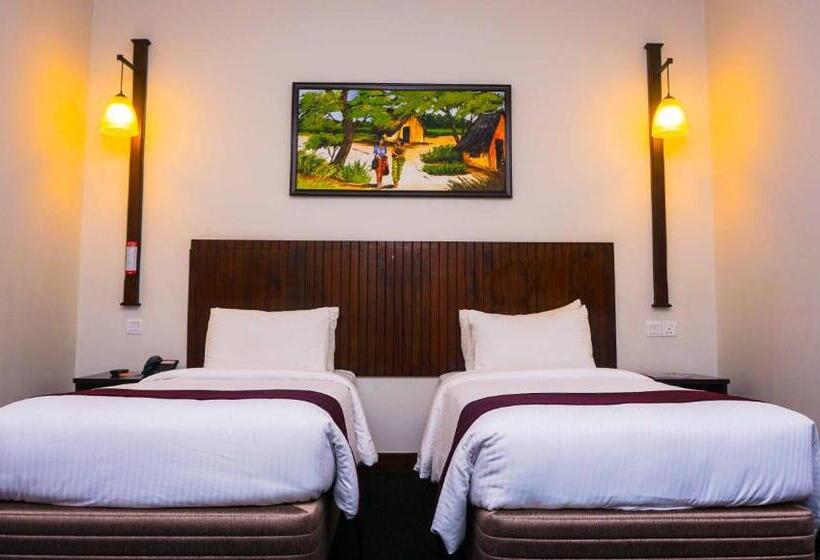 غرفة قياسية, Nippon Colombo